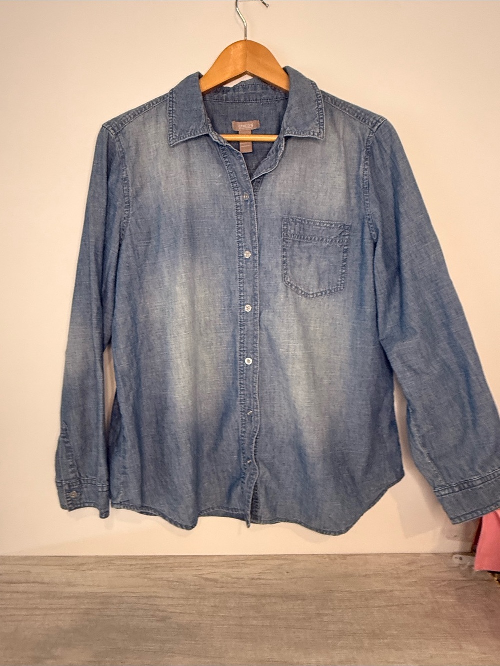 Chico's 100% Cotton Denim Chambray Button Down Shirt Blue Size 2 Large
